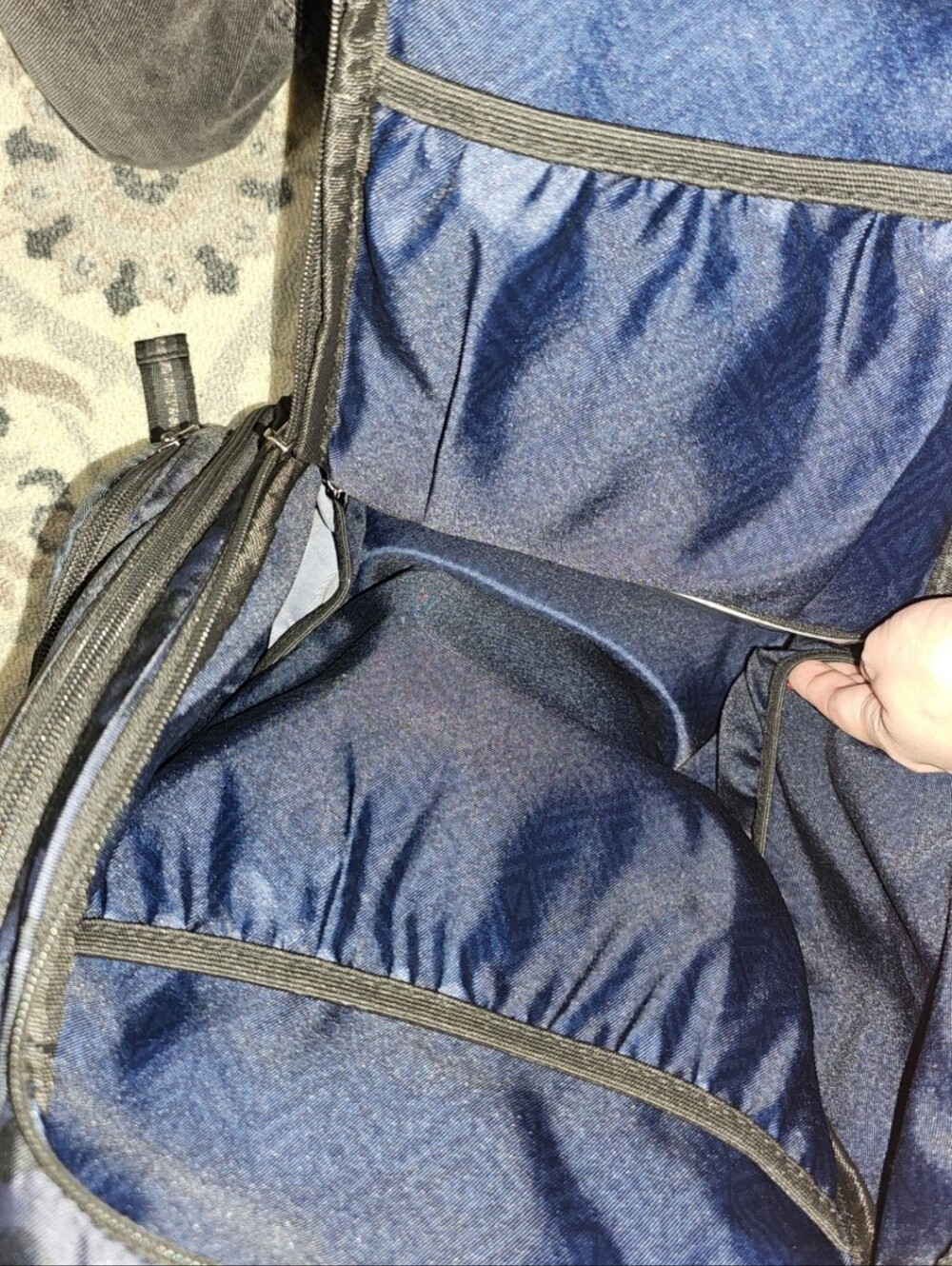 Camo Backpack - Picture 5 of 7